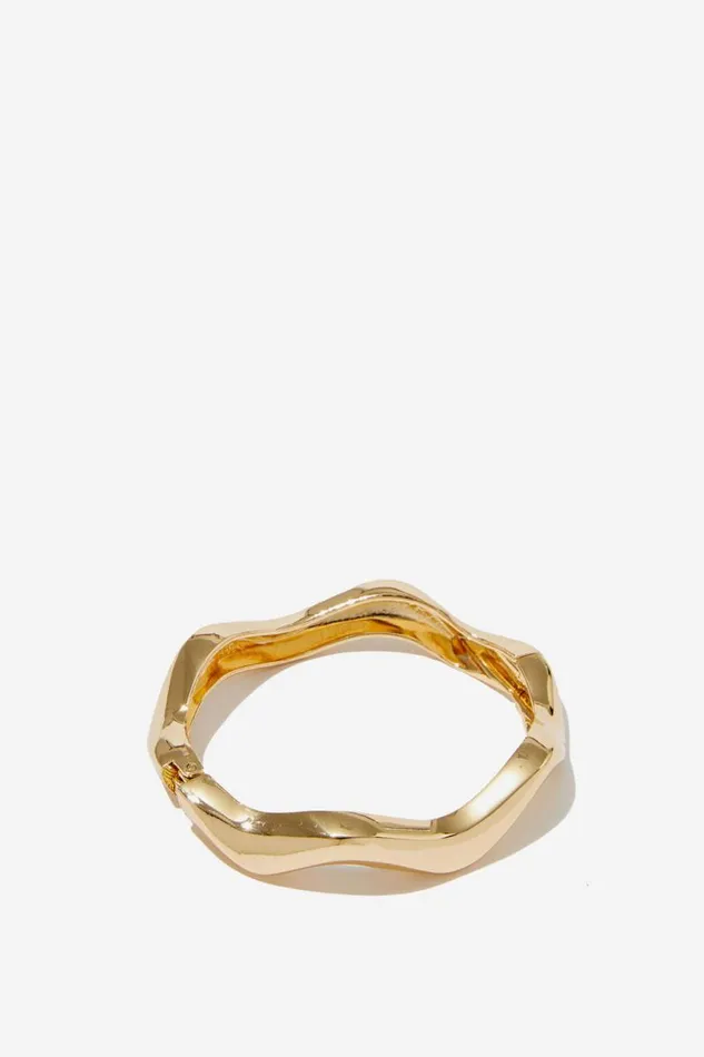 Accessories Supr Accessories Slim Wave Bangle Gold