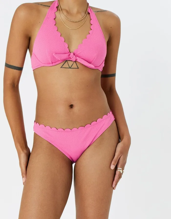 Accessorize Scallop Trim Bikini Briefs Pink Pink Women Bikinis