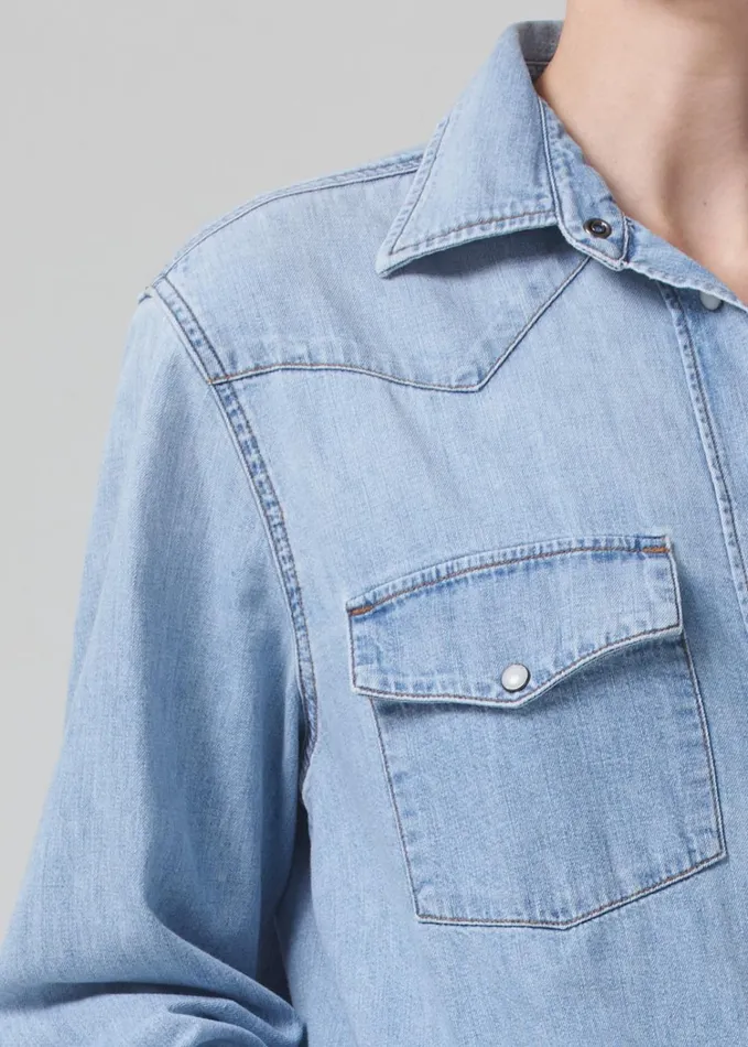 Citizens Of Humanity Cropped Western Shirt In Pharos Women Tops