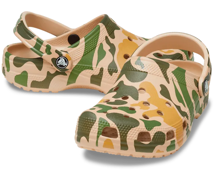 Classic Printed Camo Clog Chai Tan Men Crocs Clogs