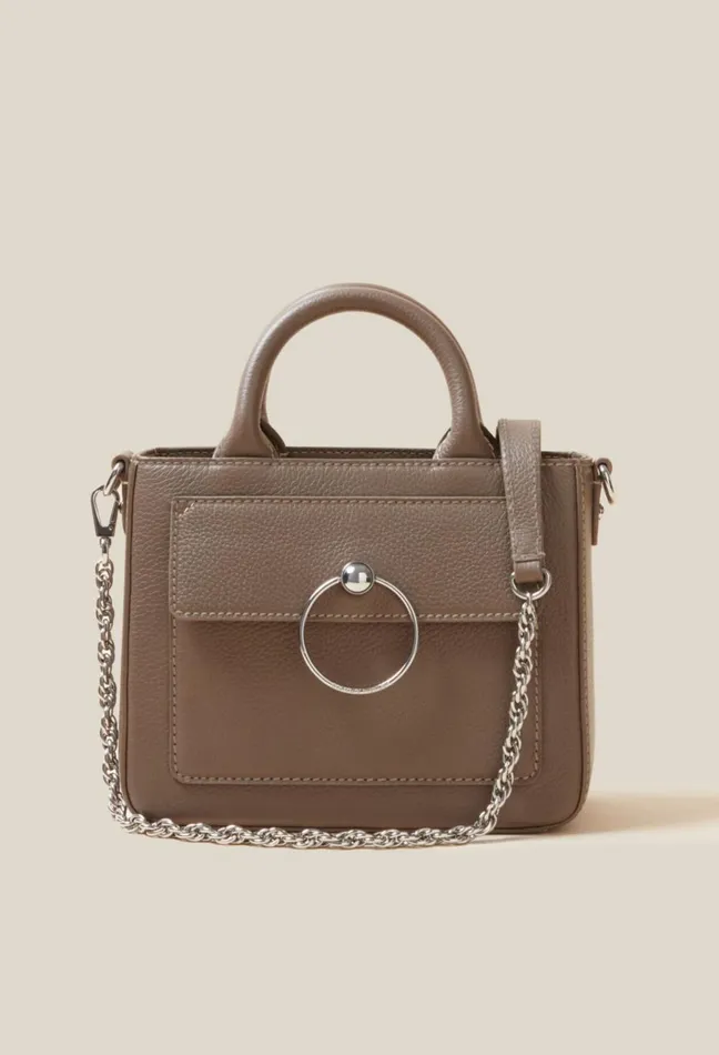 Claudie Pierlot Anouck Grained Leather Chain Bag Taupe Women Crossbody Bags Claudie Pierlot Anouck Grained Leather Chain Bag Taupe Women Crossbody Bags