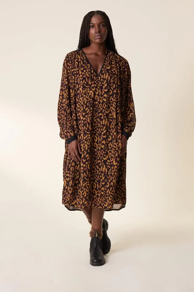 Dresses Women Leon and Harper Roni Leo Dress Beige