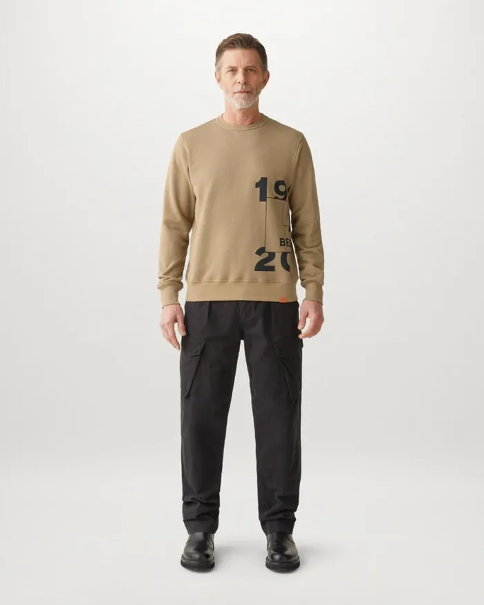 Hoodies and Sweatshirts Men Belstaff Centenary Logo Sweatshirt British Khaki Black Hoodies and Sweatshirts Men Belstaff Centenary Logo Sweatshirt British Khaki Black