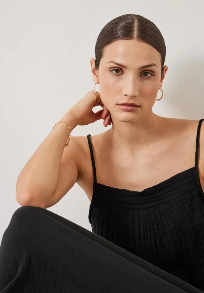 Hush Dresses Women Carmen Relaxed Cheesecloth Slip Dress Black Hush Dresses Women Carmen Relaxed Cheesecloth Slip Dress Black