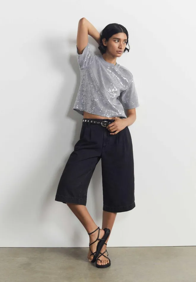 Hush Jeans Women Lya Cropped Denim Bermuda Shorts Washed Black