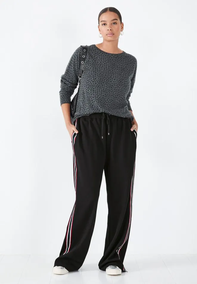 Hush Jumpers and Cardigans Women Malin Wool Blend Printed Jumper Hand Drawn Star Charcoal Marlblack Hush Jumpers and Cardigans Women Malin Wool Blend Printed Jumper Hand Drawn Star Charcoal Marlblack