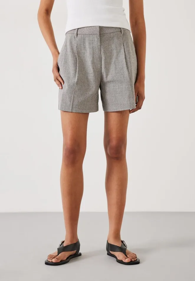 Hush Shorts Women Shona Striped Shorts Grey Hush Shorts Women Shona Striped Shorts Grey