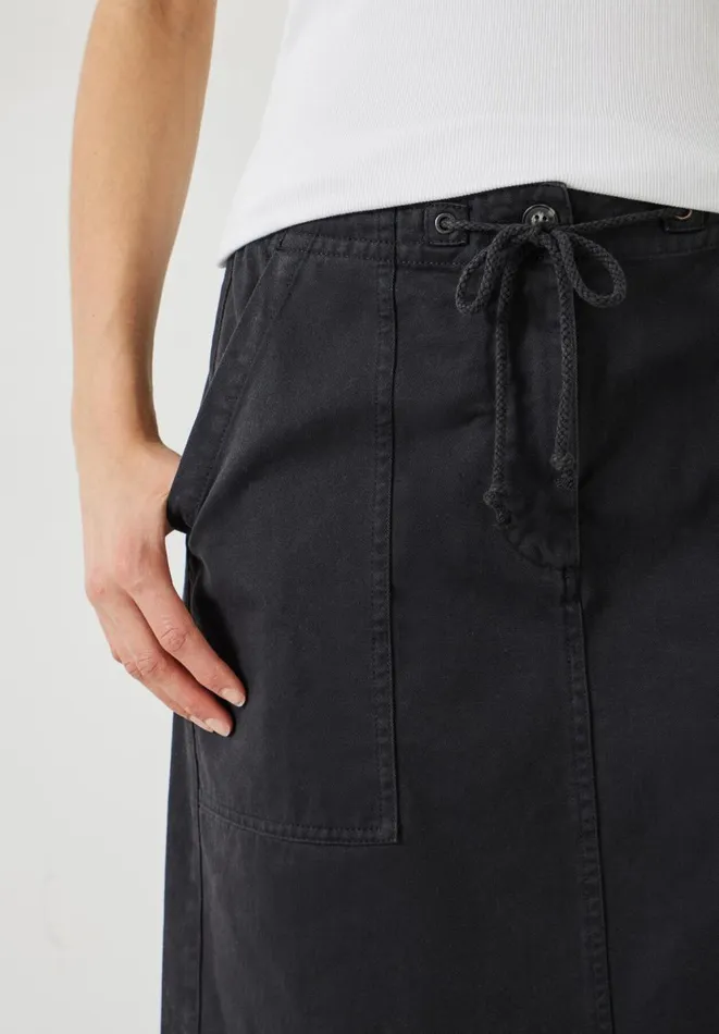 Hush Skirts Women Kristen Cargo Maxi Skirt Black Hush Skirts Women Kristen Cargo Maxi Skirt Black