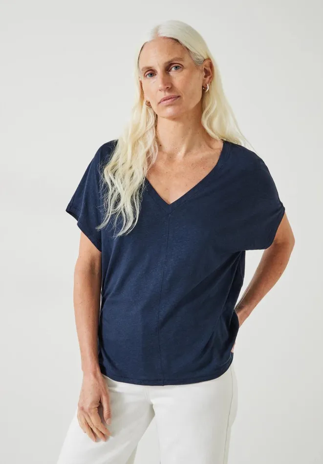 Hush Tops and Tshirts Women Danny Linen VNeck TShirt Dark Navy