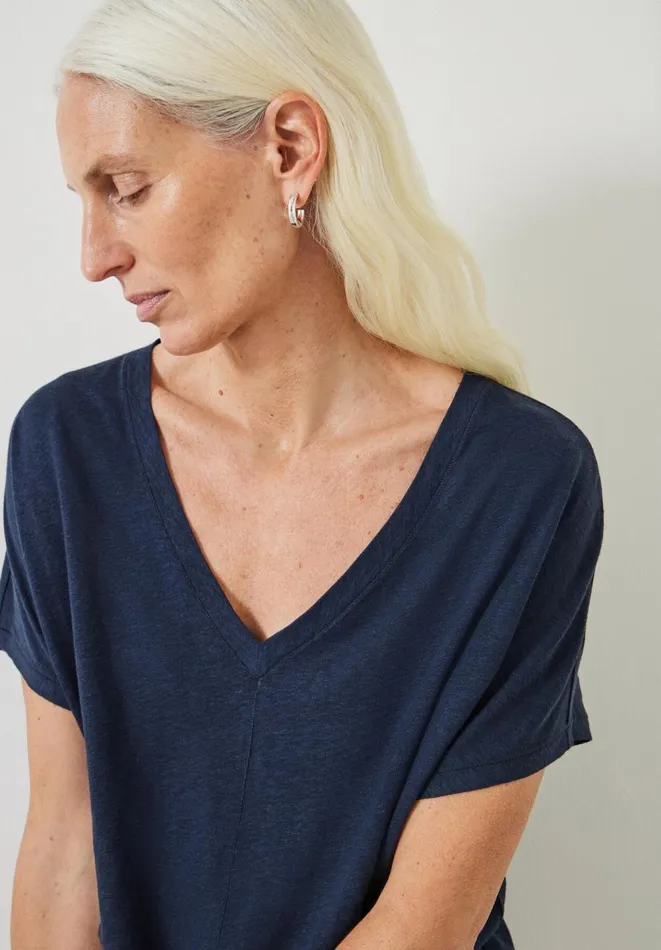 Hush Tops and Tshirts Women Danny Linen VNeck TShirt Dark Navy Hush Tops and Tshirts Women Danny Linen VNeck TShirt Dark Navy