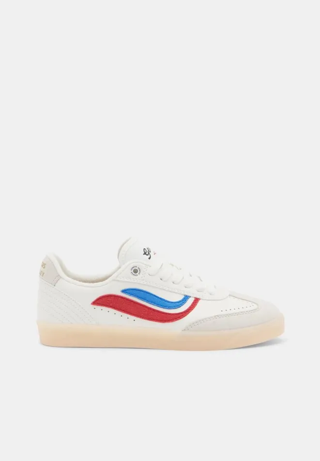 Hush Trainers Women Genesis GVolley Trainers Whiteredblue