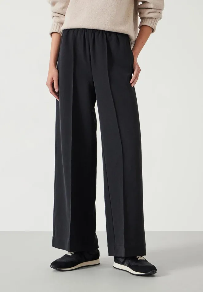 Hush Trousers Women Petunia Pintuck Wide Leg Trousers Black Hush Trousers Women Petunia Pintuck Wide Leg Trousers Black