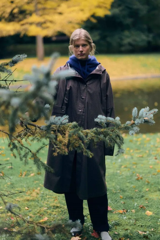 Jackets and Coats Women Leon and Harper Vannah Check Poncho Brown