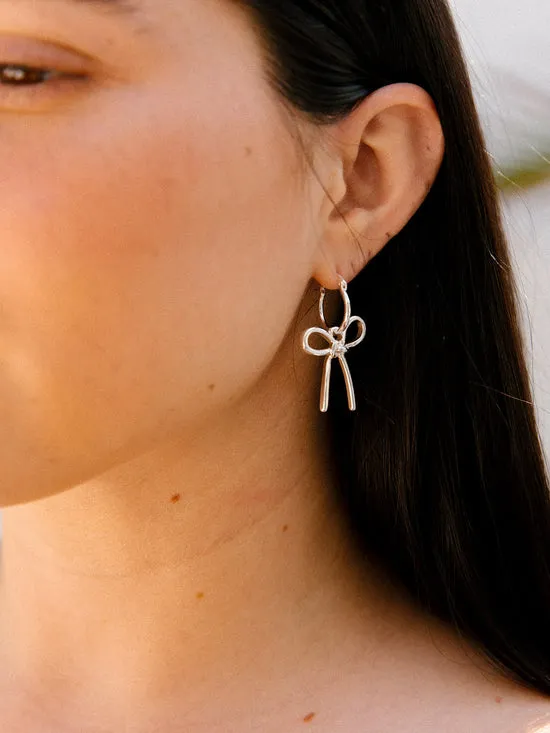 Jewelry Lisa Says Gah Women Pasta Bow Hoops Silver