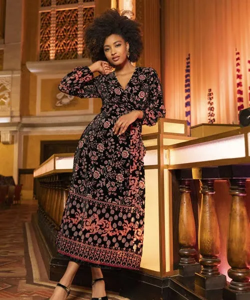 Joebrowns Dresses Apparel Dramatically Different Devore Dress Black Joebrowns Dresses Apparel Dramatically Different Devore Dress Black