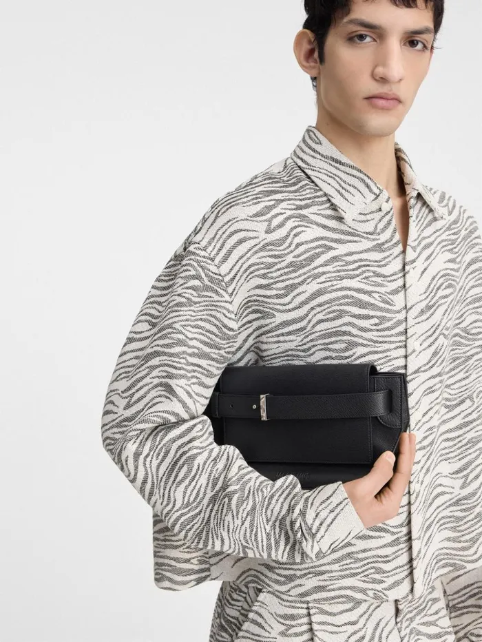 Men Bags JACQUEMUS The Capri Messenger Bag Black Men Bags JACQUEMUS The Capri Messenger Bag Black