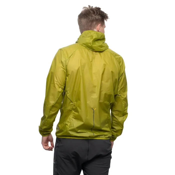 Men Bergans Of Norway Softshell Jackets Y Lightline Pure Windbreaker Jacket Golden Lime Green