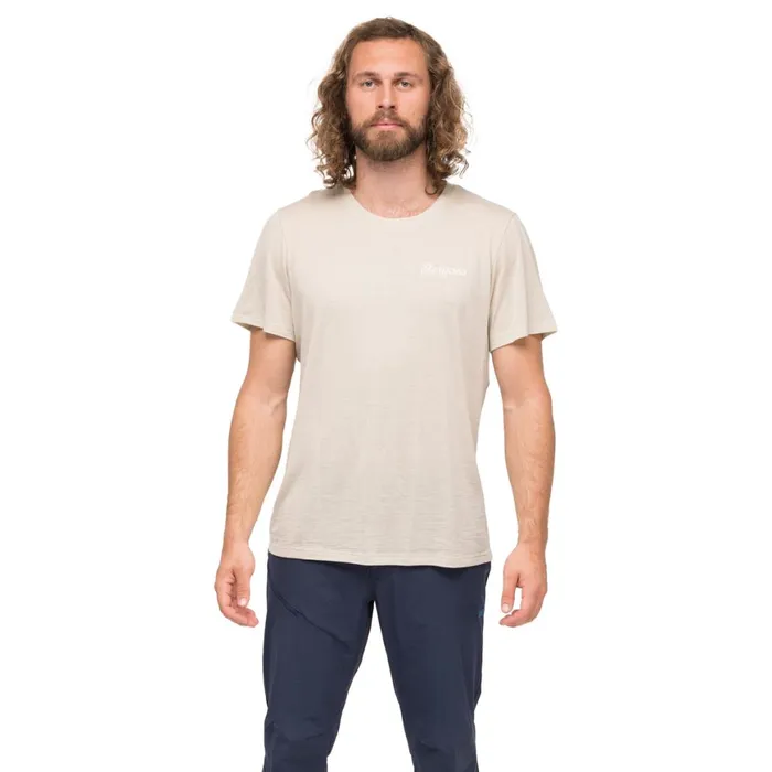 Men Bergans Of Norway TShirts Rabot Emblem Wool Tee Chalk Sand