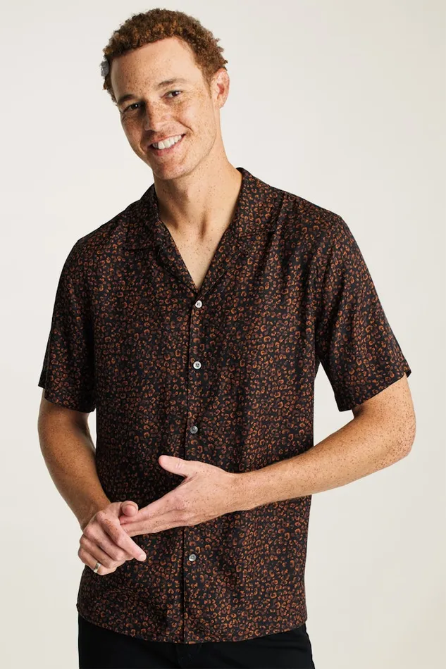 Men Bonobos Short Sleeve Shirts Riviera Silk Blend Cabana Shirt Black Red Spots Men Bonobos Short Sleeve Shirts Riviera Silk Blend Cabana Shirt Black Red Spots