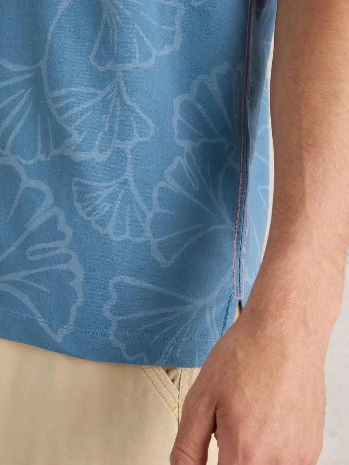 Men Floral Printed Tee Blue Print White Stuff TShirts Men Floral Printed Tee Blue Print White Stuff TShirts