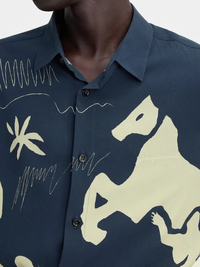 Men Shirts JACQUEMUS The Simon Shirt Print Horse Scene Navy Men Shirts JACQUEMUS The Simon Shirt Print Horse Scene Navy