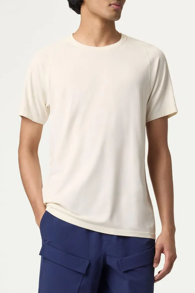 Men Tennis Fila Lucky Ace Short Sleeve Seamless Crew 920 Gardenia Men Tennis Fila Lucky Ace Short Sleeve Seamless Crew 920 Gardenia