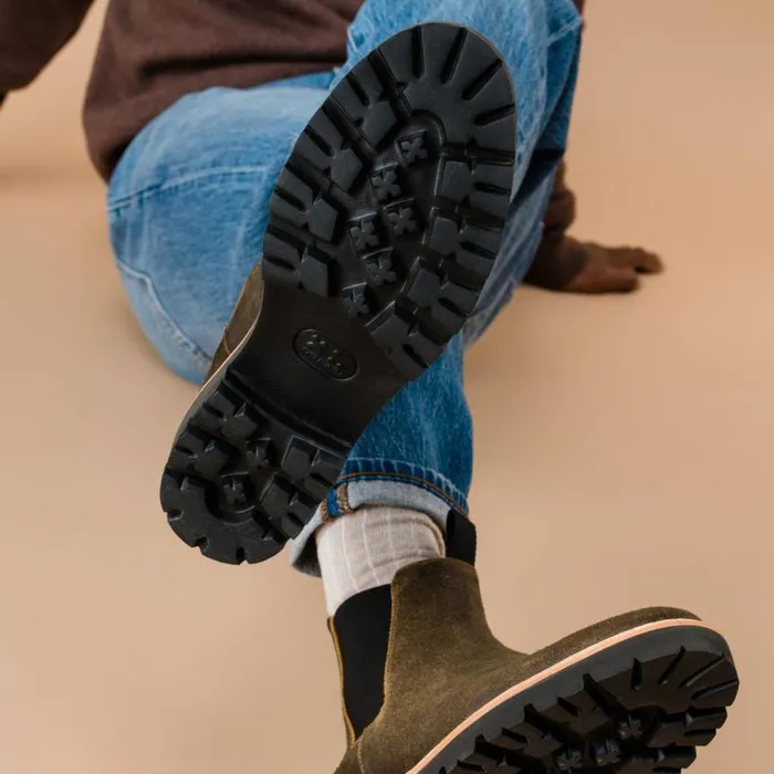 Nisolo Boots Men GoTo Chelsea Boot 20 Waxed Brown Nisolo Boots Men GoTo Chelsea Boot 20 Waxed Brown