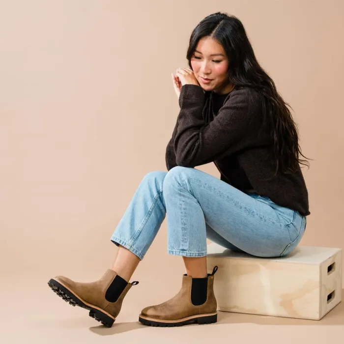 Nisolo Boots Women GoTo Lug Chelsea Boot 20 Tobacco Nisolo Boots Women GoTo Lug Chelsea Boot 20 Tobacco