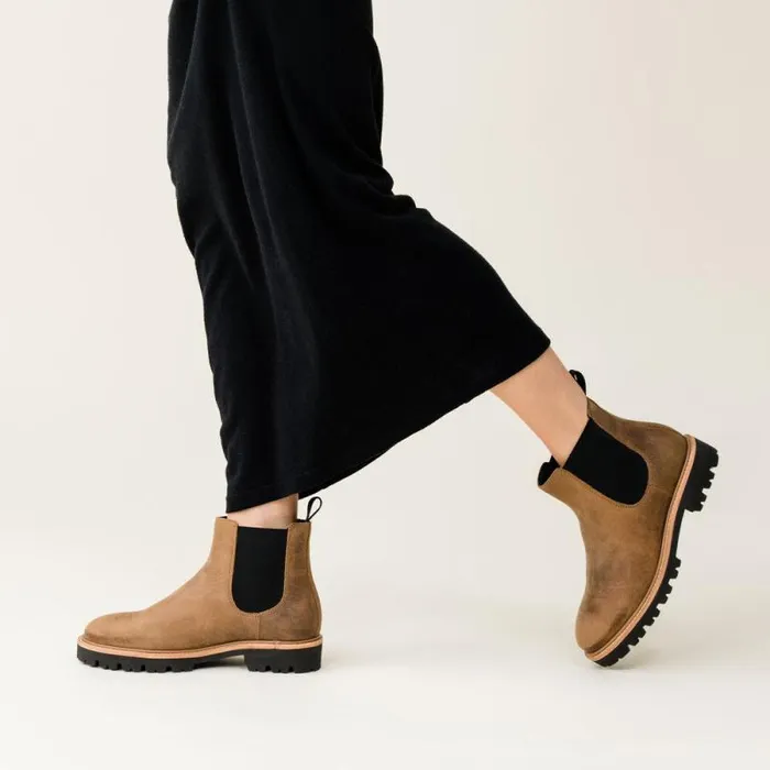 Nisolo Boots Women GoTo Lug Chelsea Boot 20 Tobacco Nisolo Boots Women GoTo Lug Chelsea Boot 20 Tobacco