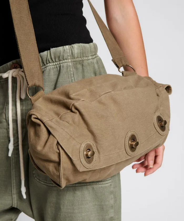 One Teaspoon Bags KHAKI RADAR CAMERA BAG 8211 Women One Teaspoon Bags KHAKI RADAR CAMERA BAG 8211 Women