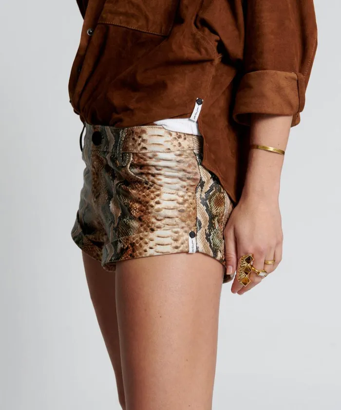 One Teaspoon Bottoms PALE SNAKE LEATHER BANDITS SHORTS 8211 Women One Teaspoon Bottoms PALE SNAKE LEATHER BANDITS SHORTS 8211 Women