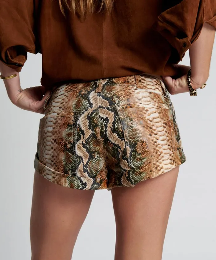 One Teaspoon Bottoms PALE SNAKE LEATHER BANDITS SHORTS 8211 Women One Teaspoon Bottoms PALE SNAKE LEATHER BANDITS SHORTS 8211 Women