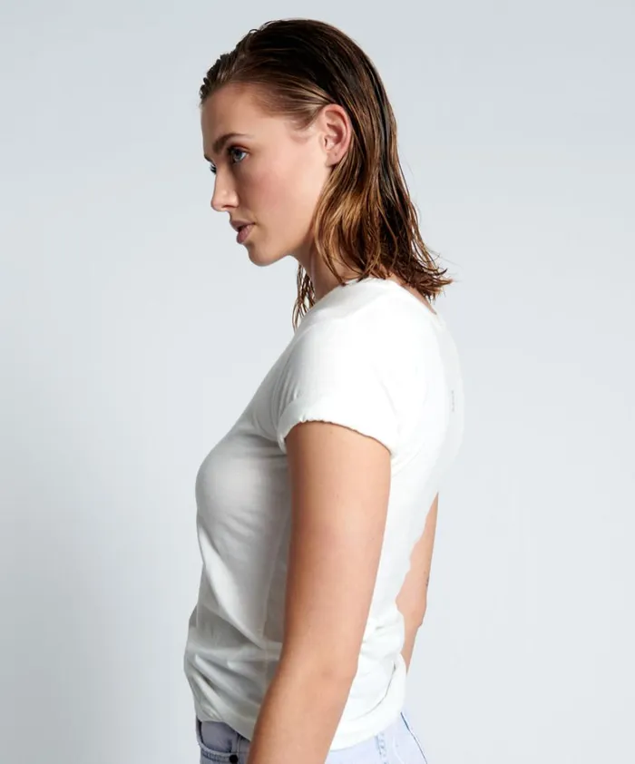 One Teaspoon Tops NATURAL WHITE BOWER BIRD ORGANIC FITTED TEE 8211 Women One Teaspoon Tops NATURAL WHITE BOWER BIRD ORGANIC FITTED TEE 8211 Women
