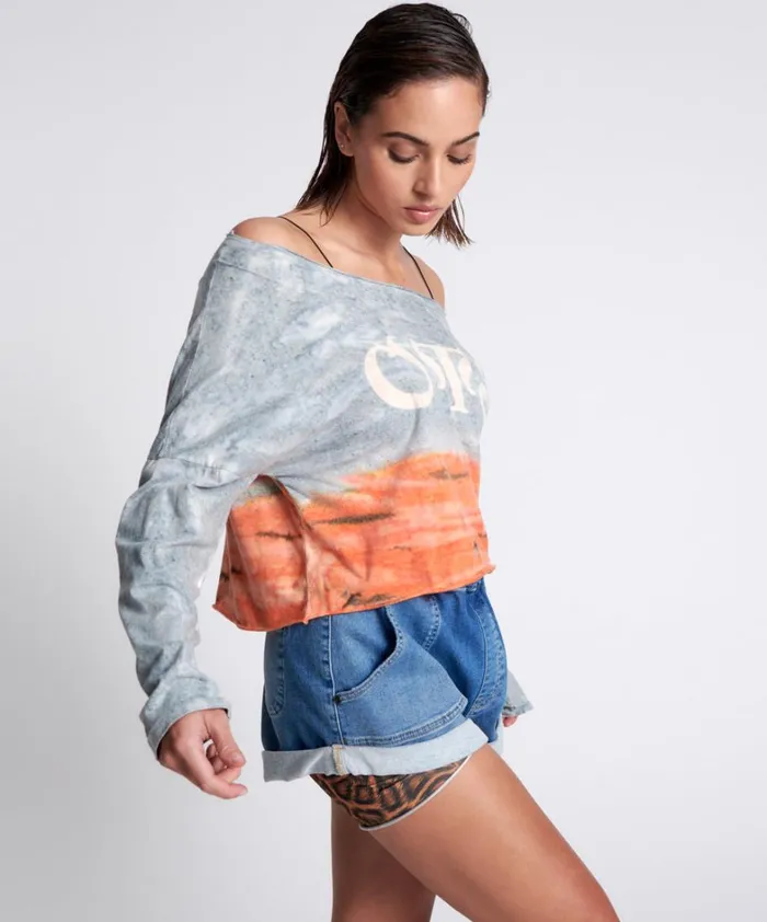 One Teaspoon Tops OTS ORGANIC RUMBLE CROPPED LONGSLEEVE TEE 8211 Women One Teaspoon Tops OTS ORGANIC RUMBLE CROPPED LONGSLEEVE TEE 8211 Women