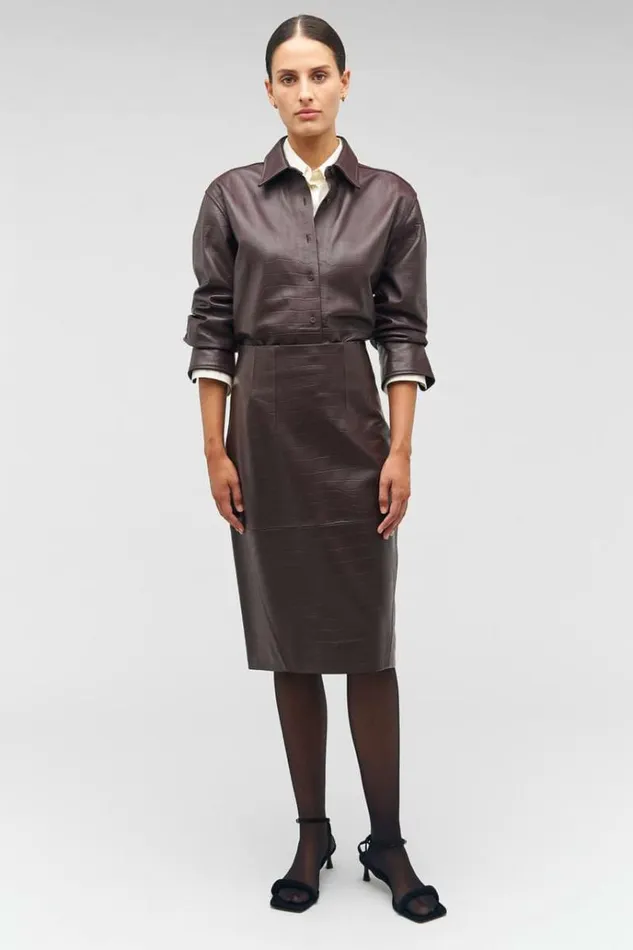 Oroton Skirts Women Embossed Croc Pencil Skirt Burgundy