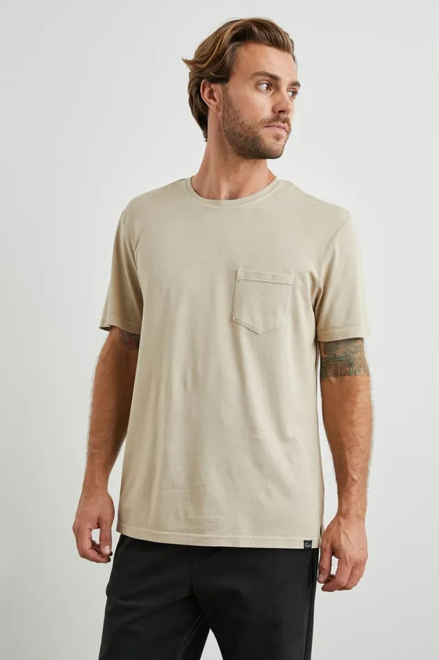 Rails TShirts and Thermals Men JOHNNY TSHIRT Desert Sand