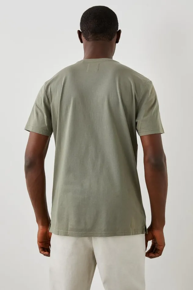 Rails TShirts and Thermals Men JOHNNY TSHIRT Olive