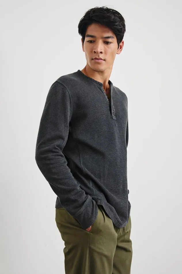 Rails TShirts and Thermals Men SOTO HENLEY Washed Black