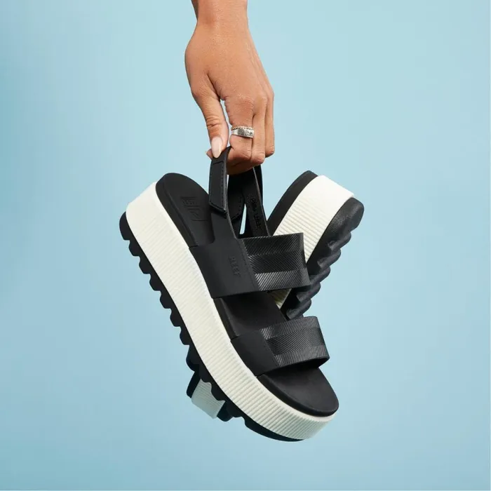 Reef Sandals Women Water Vista Higher Black Vintage Reef Sandals Women Water Vista Higher Black Vintage