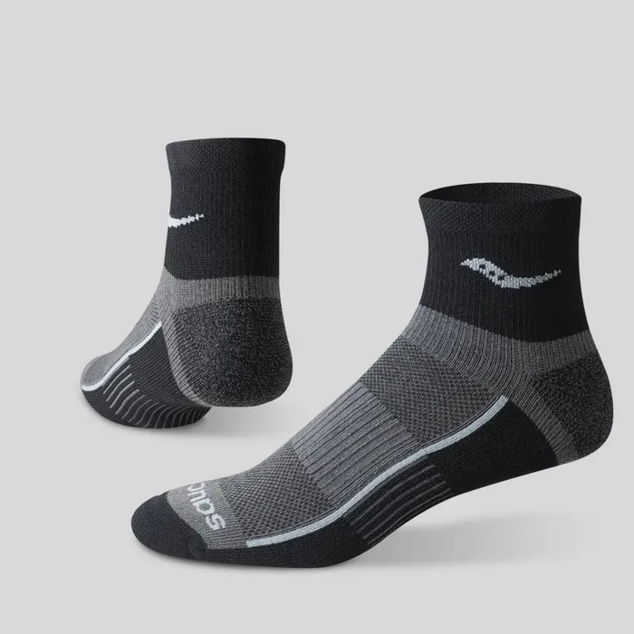 Saucony Accessories MenWomen Inferno Quarter 3Pack Socks Black