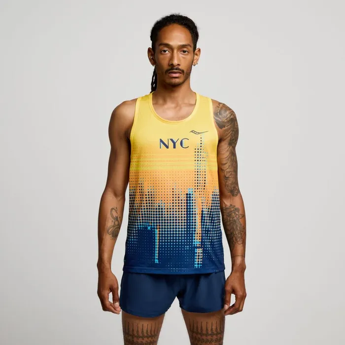 Saucony Tops Men Nyc Stopwatch Graphic Singlet New York 2024