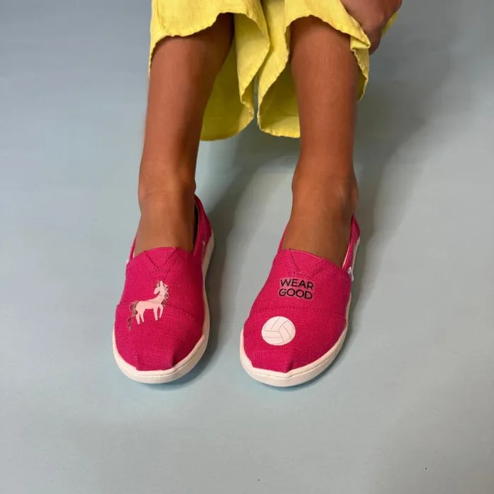 Toms Shoe Tattoos TOMS Shoe Tattoos 2 Pack Unicorns 8211 Gear Toms Shoe Tattoos TOMS Shoe Tattoos 2 Pack Unicorns 8211 Gear