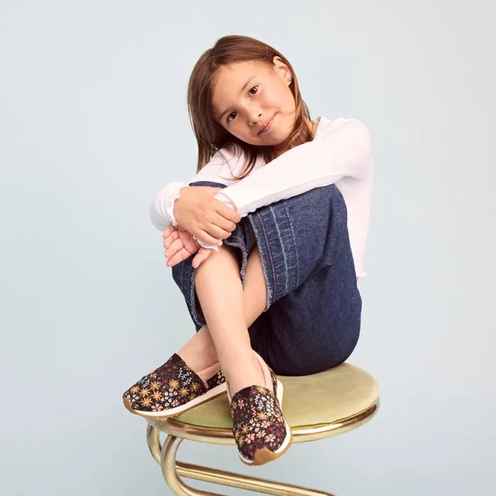 Toms Sneakers Resident Kids Sneaker Black Wildflowers 8211 Kids Toms Sneakers Resident Kids Sneaker Black Wildflowers 8211 Kids