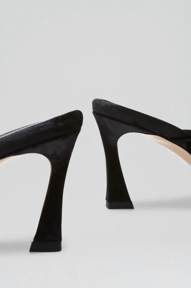 VELVET MULE 75 BLACK Shoes Scanlan Theodore Women VELVET MULE 75 BLACK Shoes Scanlan Theodore Women