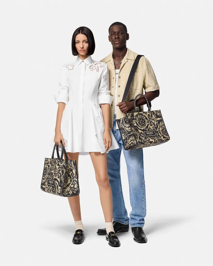 Versace Totes WomenMen Barocco Athena Raffia Medium Tote Bag Blackprint