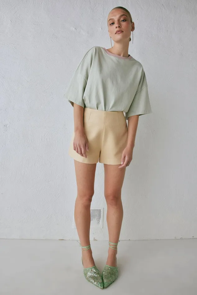 VRG GRL Nada Shorts Butter Women Sets VRG GRL Nada Shorts Butter Women Sets