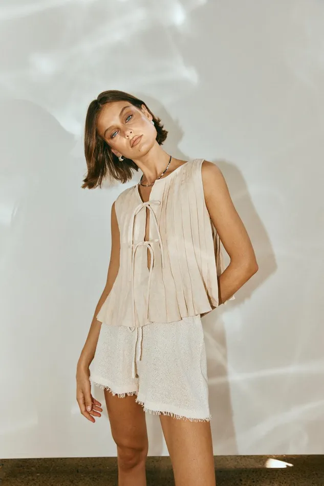 VRG GRL Valeria Linen Top Oatmeal Women Sleeveless VRG GRL Valeria Linen Top Oatmeal Women Sleeveless