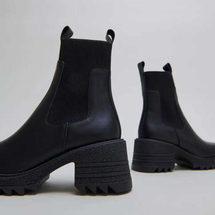 Women Boots With Elastics And Notched Sole Black JONAK Ankle Boots Lowboots