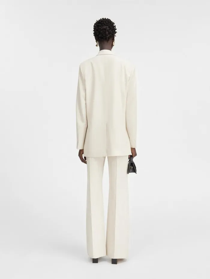 Women Coats and Jackets JACQUEMUS The Man039s Jacket Light Beige Women Coats and Jackets JACQUEMUS The Man039s Jacket Light Beige