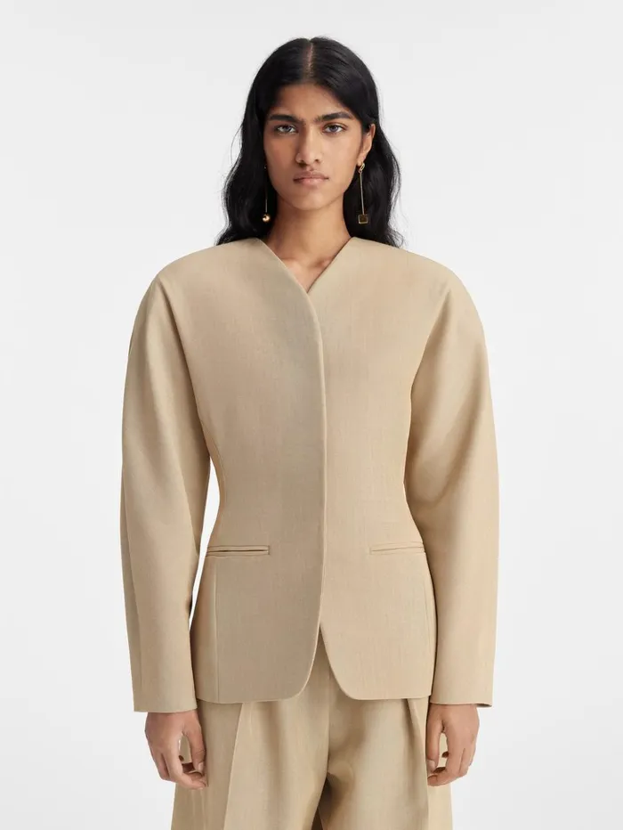 Women Coats and Jackets JACQUEMUS The Ovalo Jacket Beige Women Coats and Jackets JACQUEMUS The Ovalo Jacket Beige
